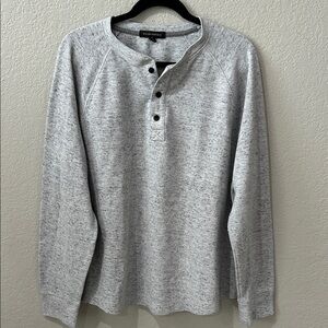 Banana Republic Men’s Light Heather Gray Henley Long Sleeve